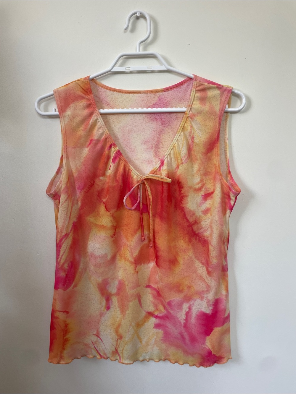 Retro Y2K Tie-Front Watercolor Tank Top in Pink & Orange